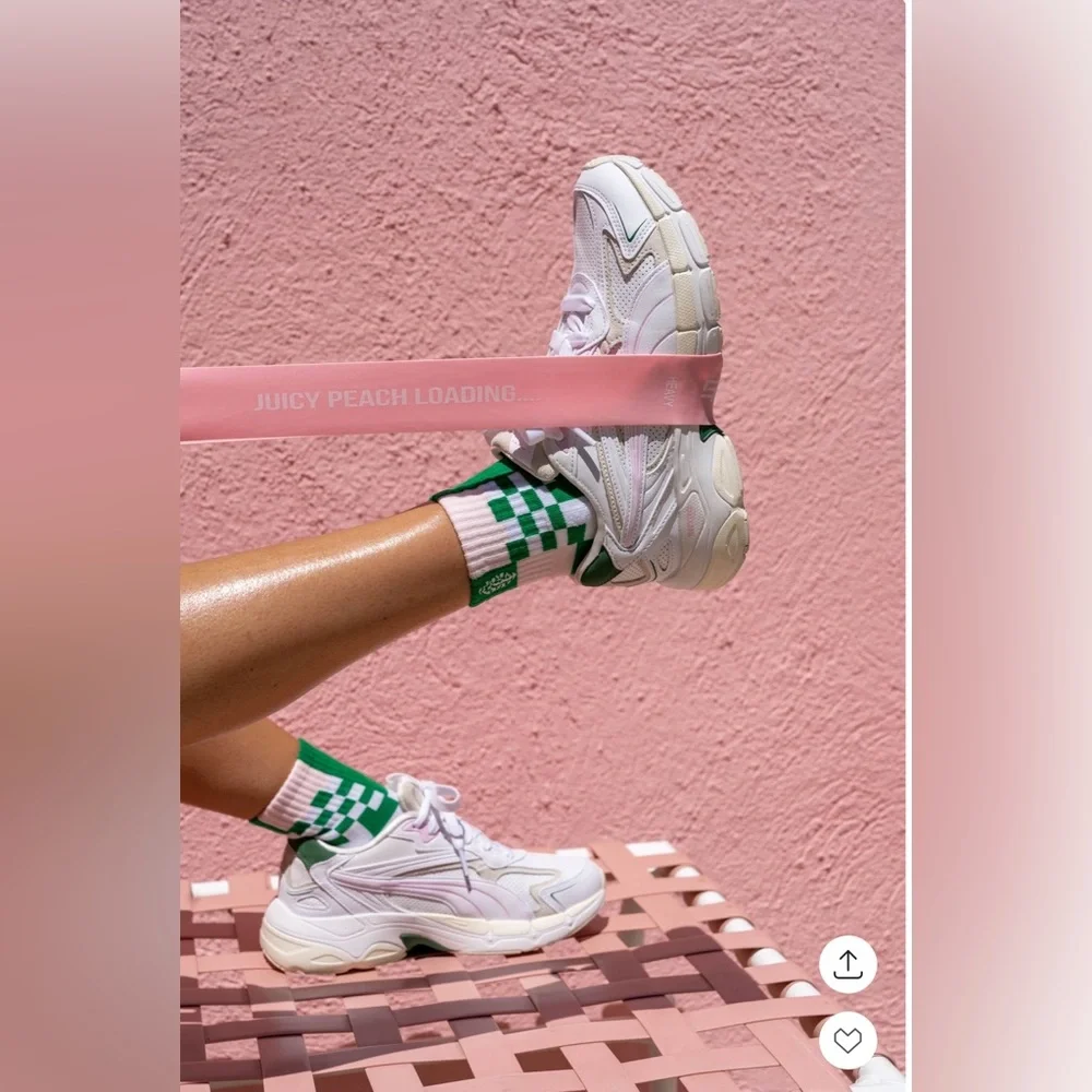 Brand New Never Worn size Women’s 8.5 Puma Teveris Nitro Preppy - Picture 2 of 9